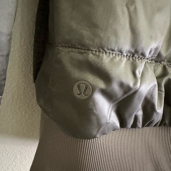 Lululemon Nonstop Bomber Rover 2 - Picture 8 of 11